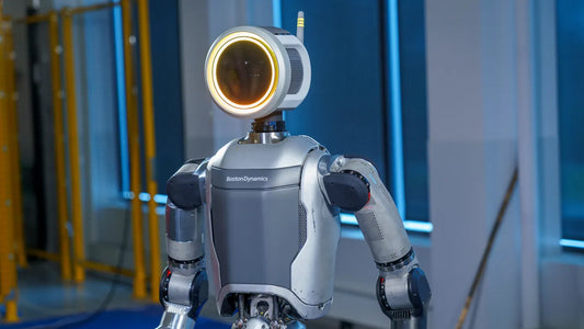 波士頓動力推出新型商用Atlas，人形機器人邁向電動化!
