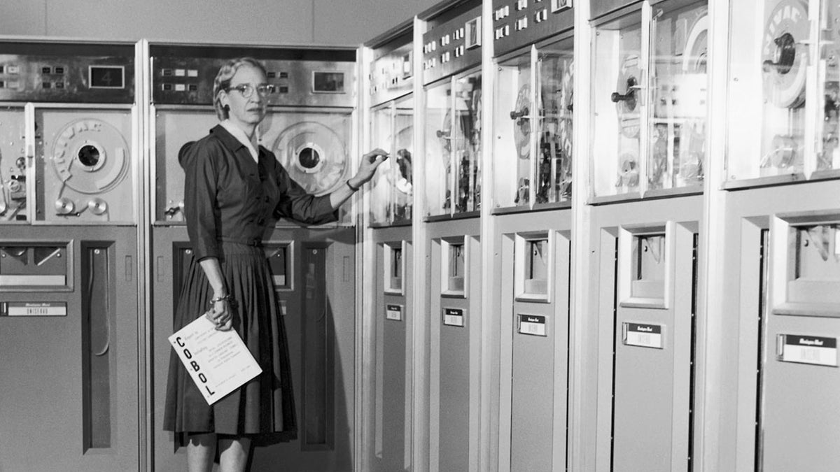 華爾街仍用60年古碼COBOL，IBM的AI工具有望解決困境? – Convo Media