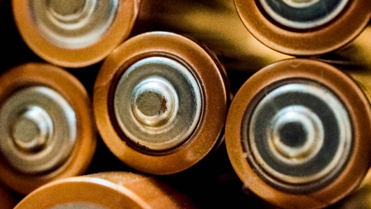 新材料突破鋰電池瓶頸，實現了更快的充電速度和更長的循環壽命